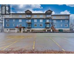 307 - 4 LAKE AVENUE, dysart et al (dysart), Ontario