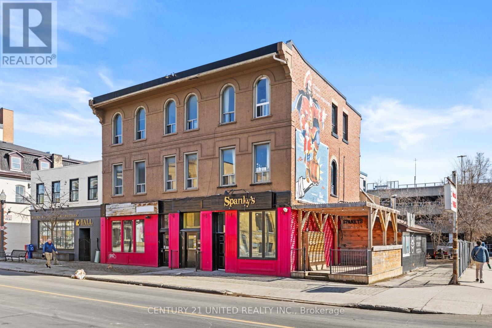 197 HUNTER STREET W, peterborough (town ward 3), Ontario