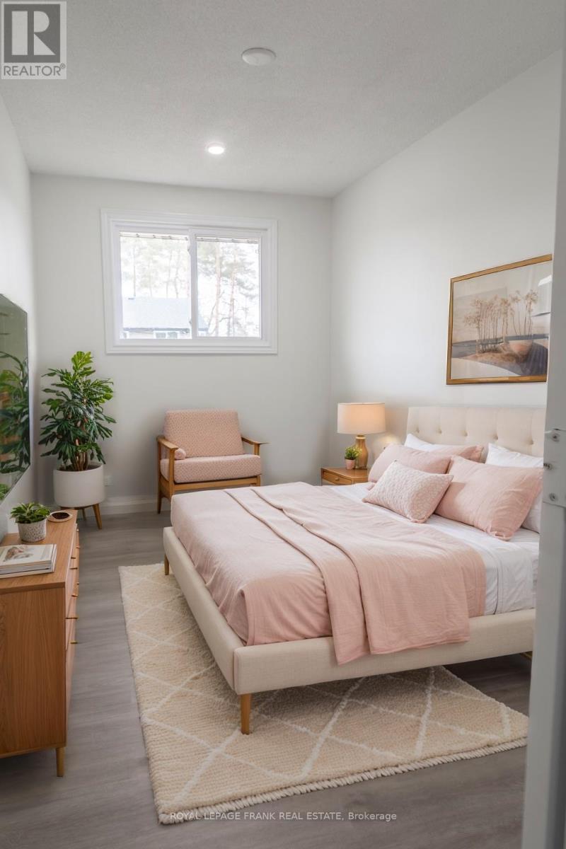 3 - 86 MARY STREET W, kawartha lakes (lindsay), Ontario