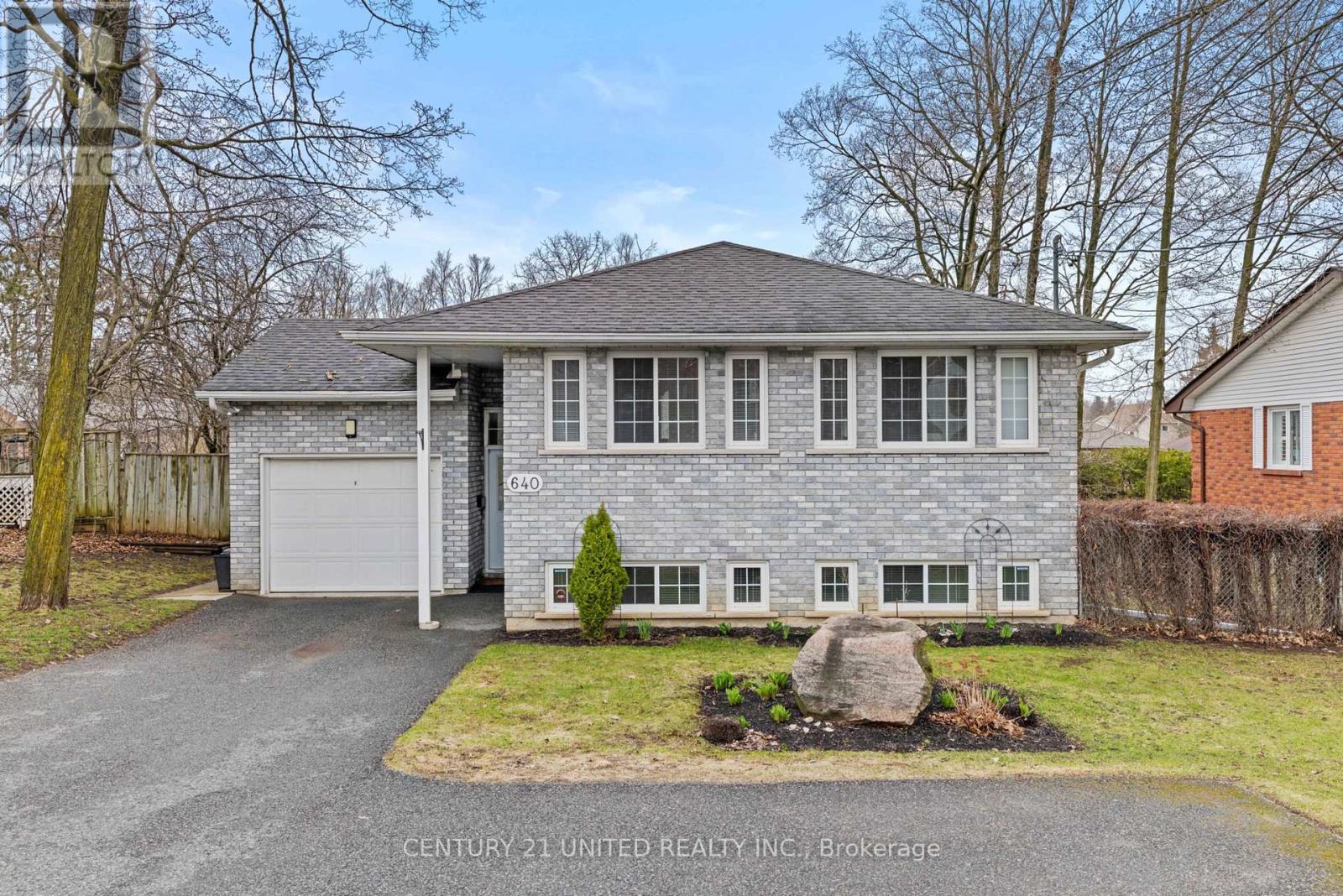 640 BREALEY DRIVE, peterborough (otonabee ward 1), Ontario