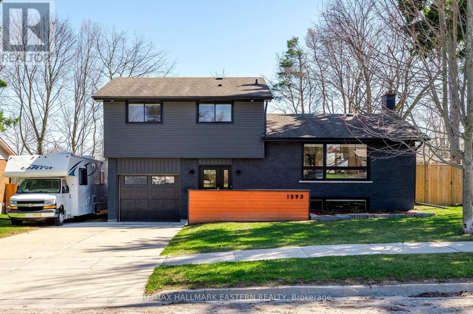 1593 WESTBROOK DRIVE, peterborough (monaghan ward 2), Ontario