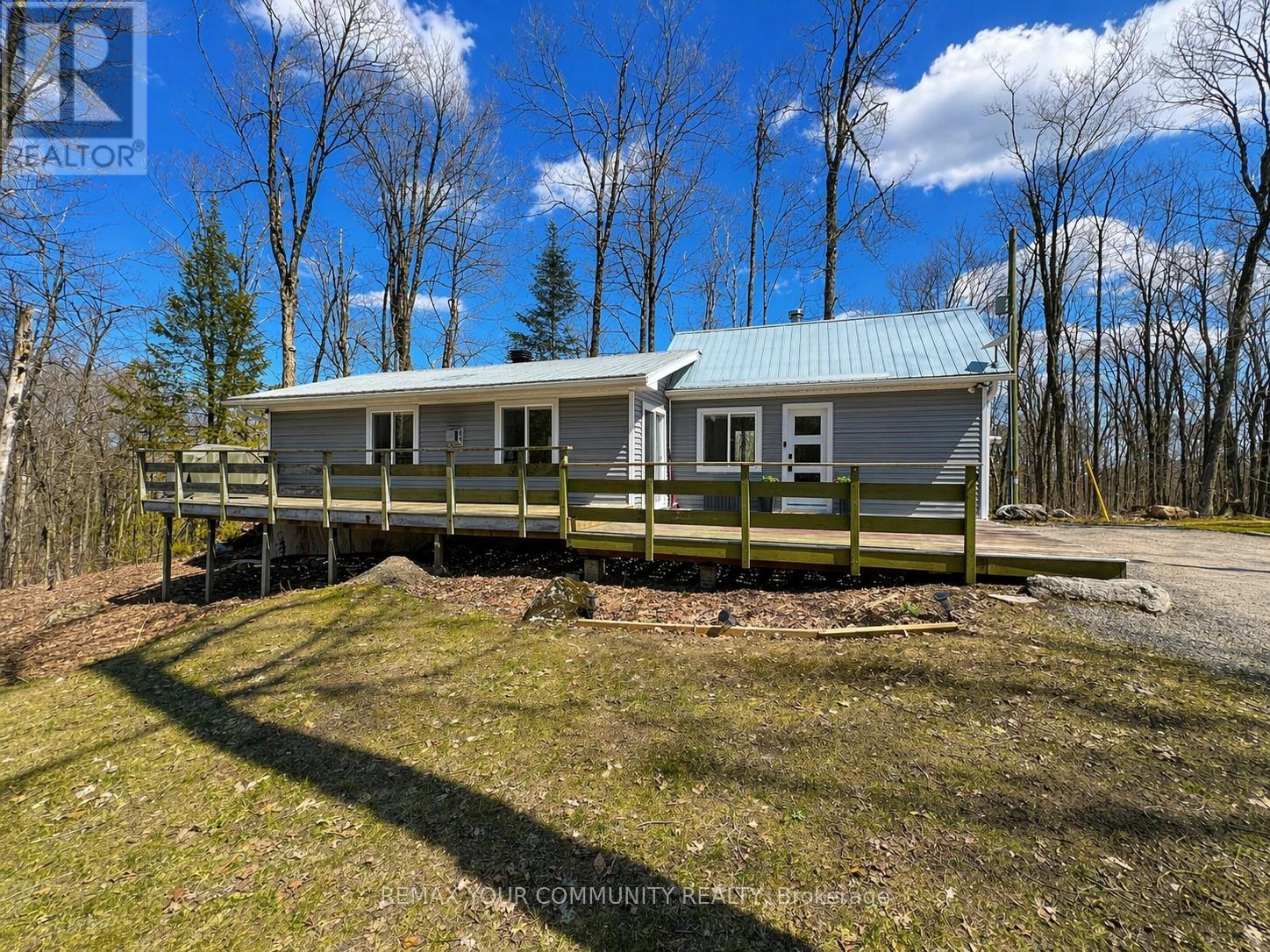 1534 SALERNO LAKE ROAD, highlands east (glamorgan), Ontario
