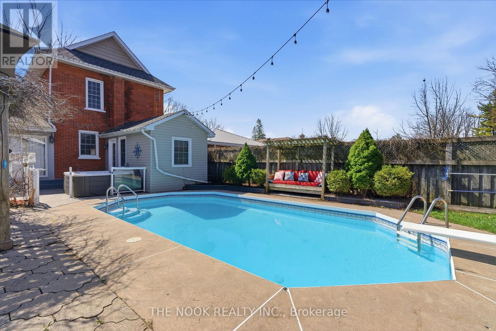 264 BENNET STREET, peterborough (northcrest ward 5), Ontario