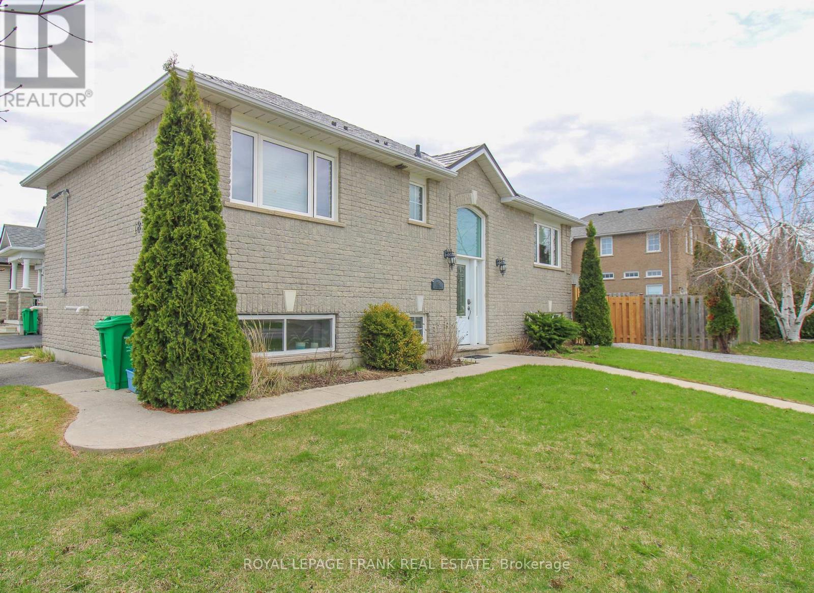 185 MILROY (LOWER UNIT) DRIVE, peterborough (northcrest ward 5), Ontario