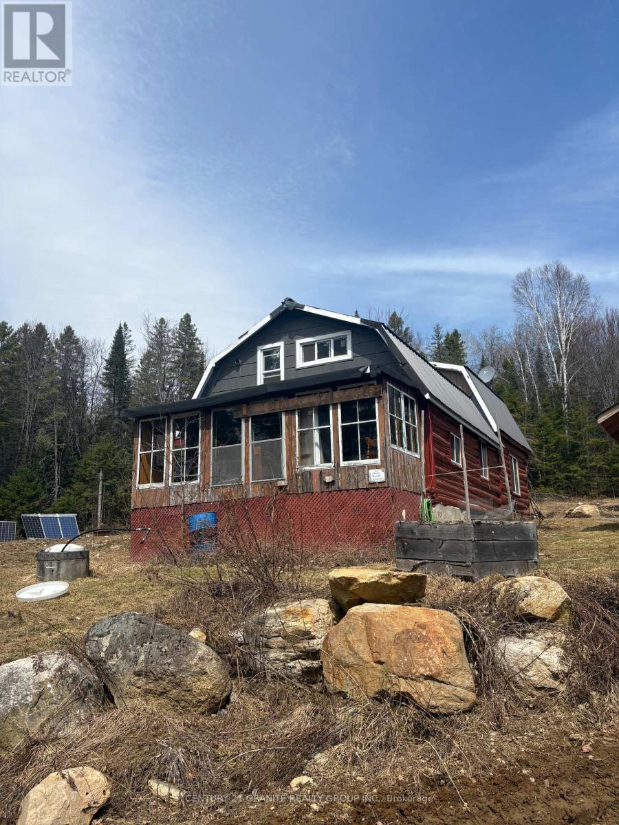 1079 NORTH MACKENZIE LAKE ROAD, south algonquin, Ontario