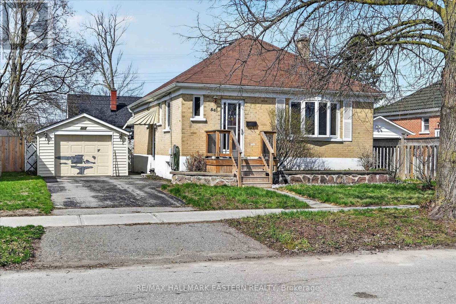 561 SPRUCE AVENUE, peterborough (otonabee ward 1), Ontario