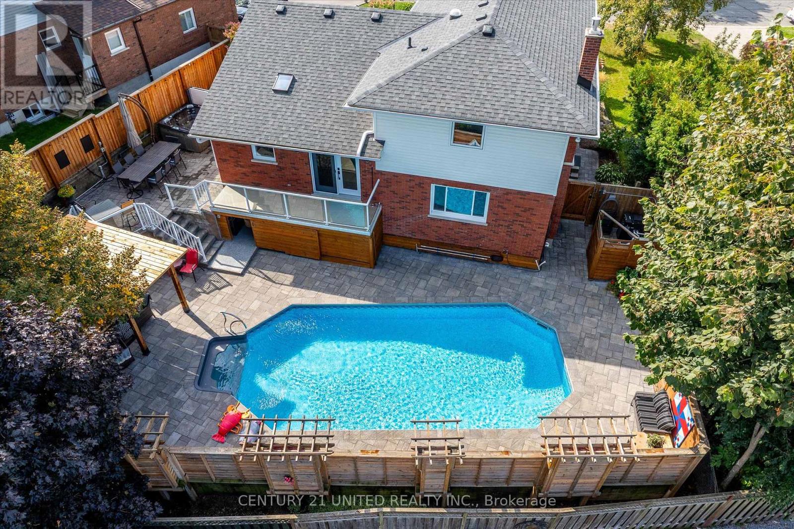 114 OAKWOOD CRESCENT, peterborough (monaghan ward 2), Ontario