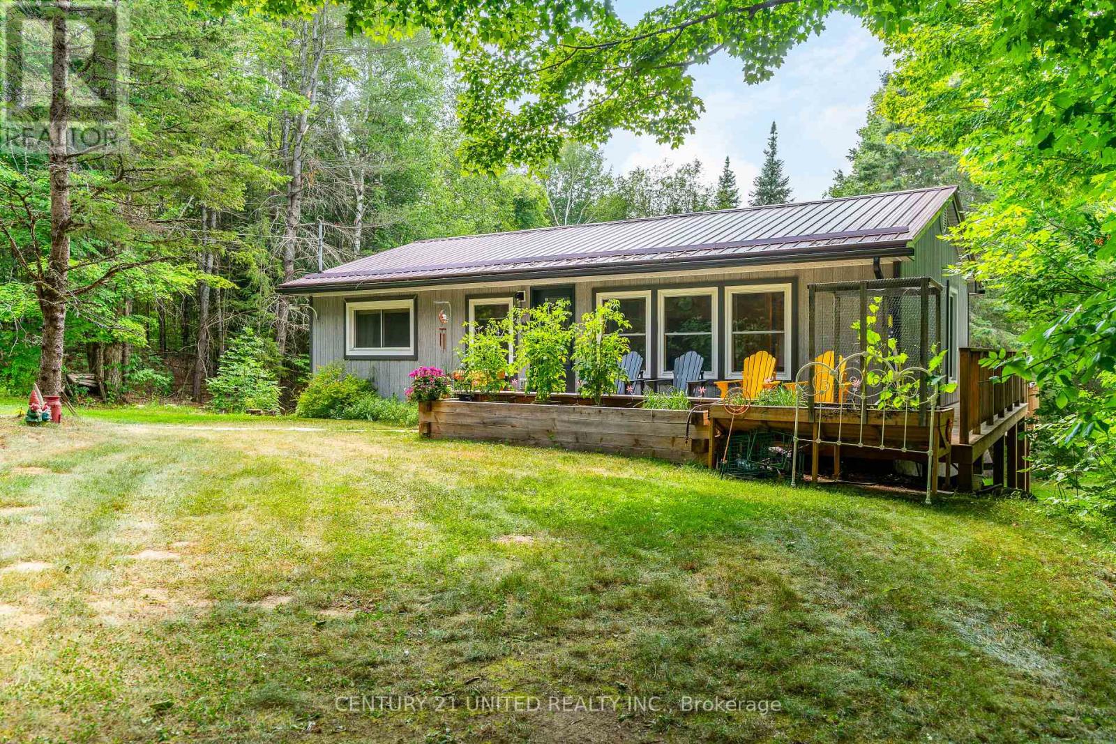 1001 ENGLISH CIRCLE, highlands east (glamorgan), Ontario