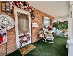 28 SIMCOE STREET, kawartha lakes (lindsay), Ontario