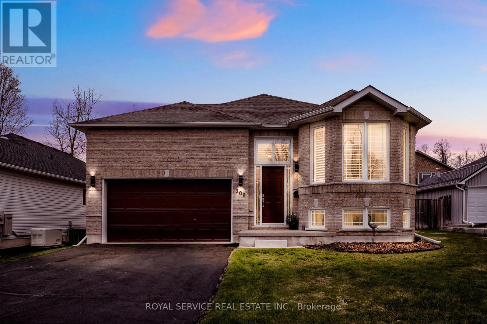 308 WOODWARD AVENUE, selwyn, Ontario