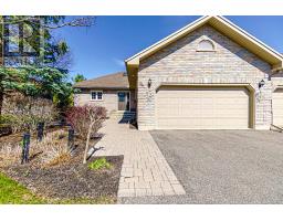 14 - 301 CARNEGIE AVENUE, peterborough (northcrest ward 5), Ontario