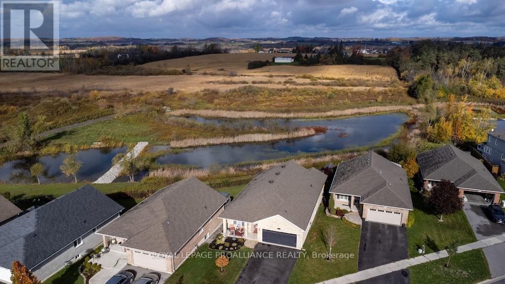 1445 IRELAND DRIVE, peterborough (monaghan ward 2), Ontario
