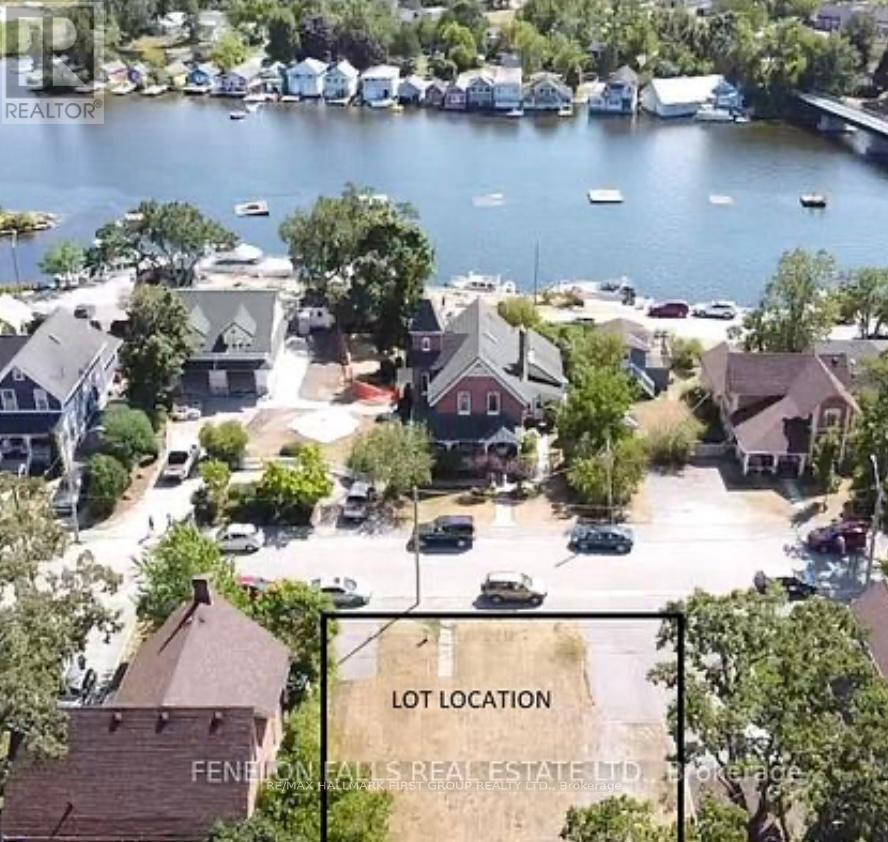 38 OAK STREET, kawartha lakes (fenelon falls), Ontario