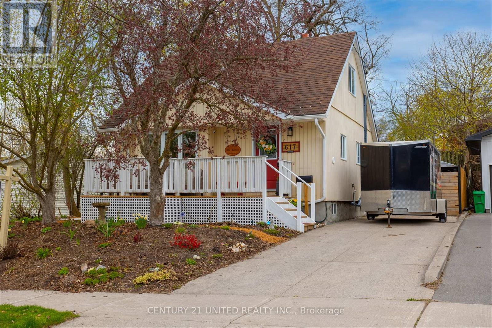 617 SIMMONS AVENUE, peterborough (ashburnham ward 4), Ontario