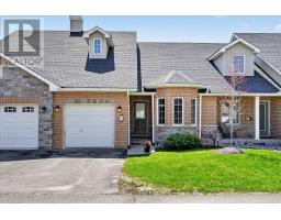 138 VILLAGE CRESCENT, peterborough (otonabee ward 1), Ontario
