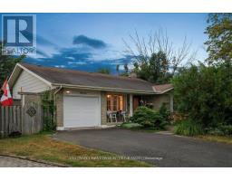 11 BAYLEAF COURT, peterborough (monaghan ward 2), Ontario