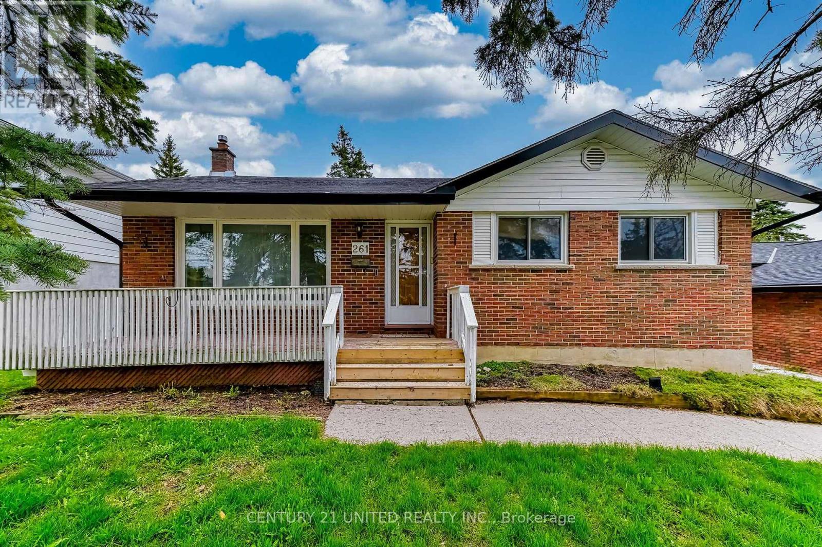 261 MAXWELL AVENUE, peterborough (ashburnham ward 4), Ontario