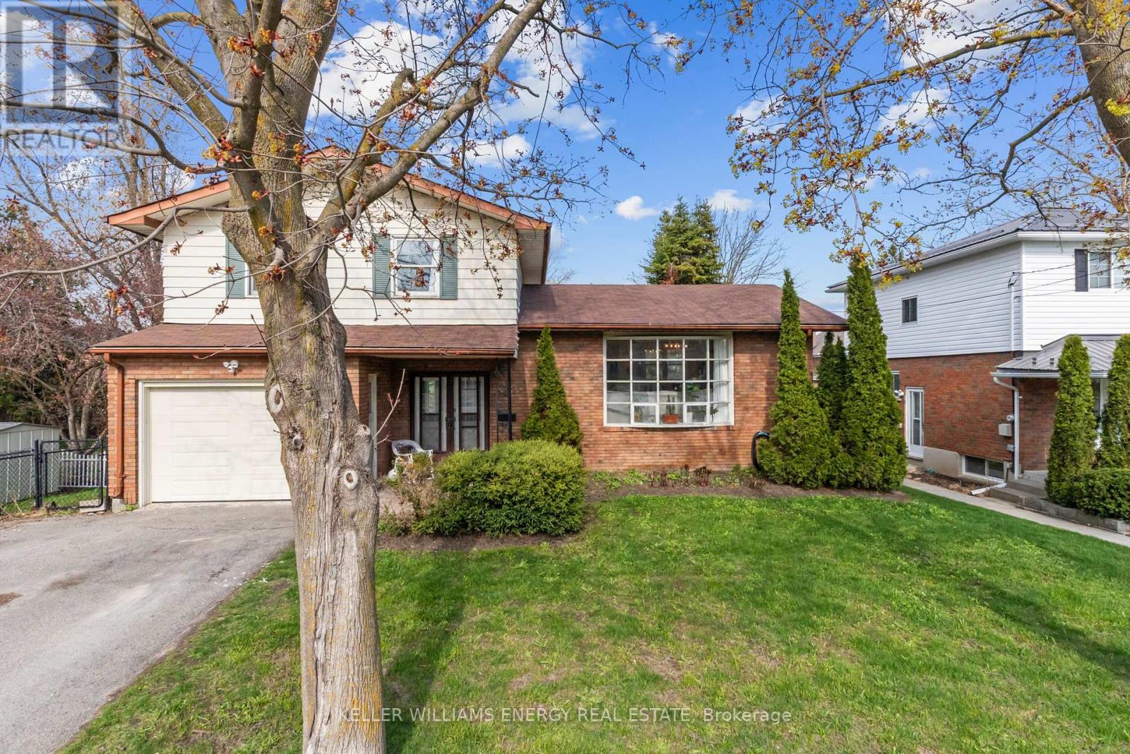 58 VICTORIA AVENUE N, kawartha lakes (lindsay), Ontario