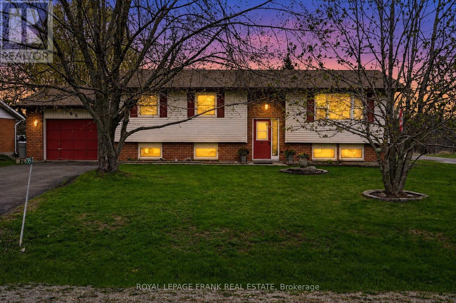 795 MAPLE DRIVE, selwyn, Ontario