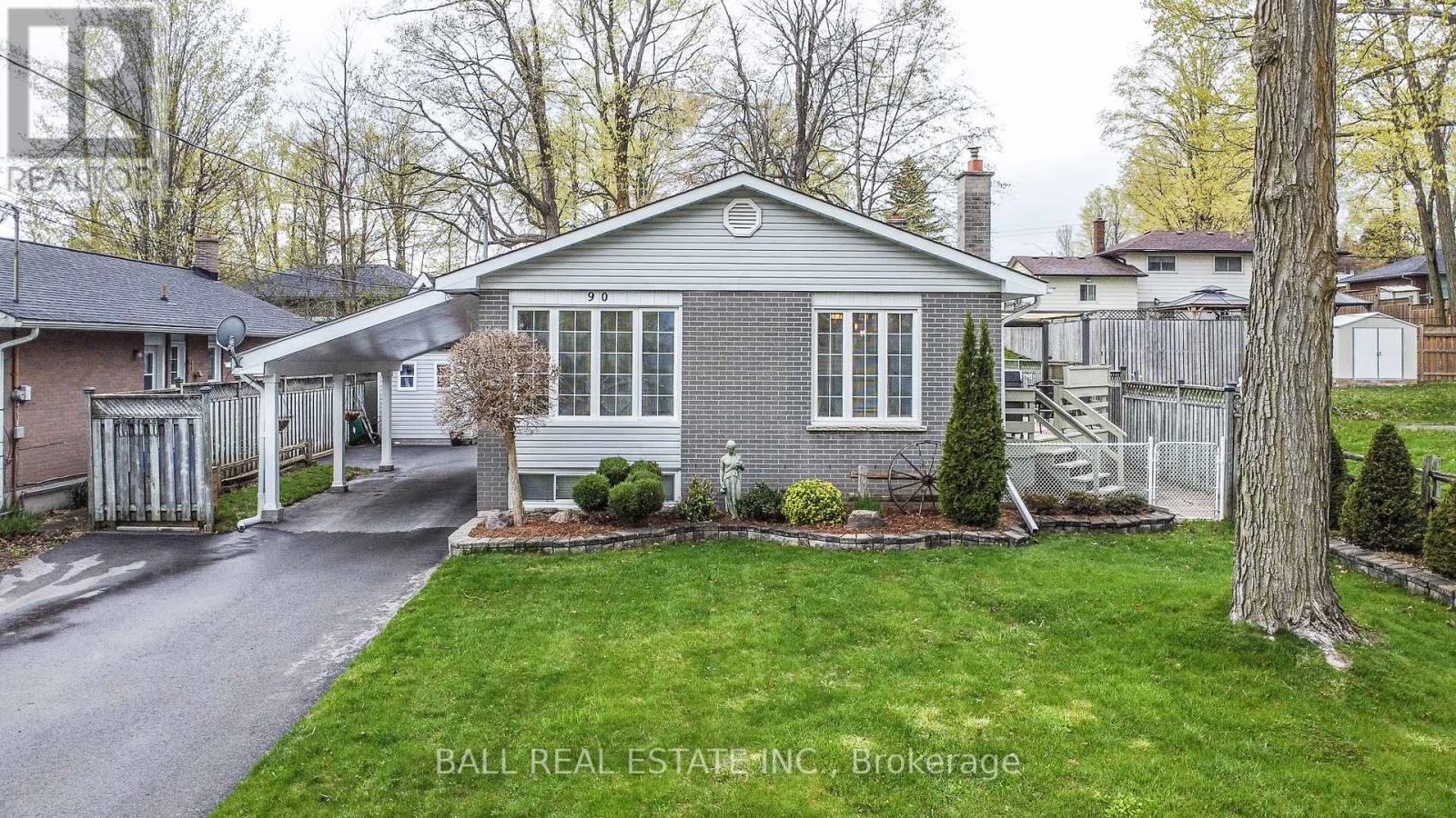90 PARKDALE AVENUE, selwyn, Ontario