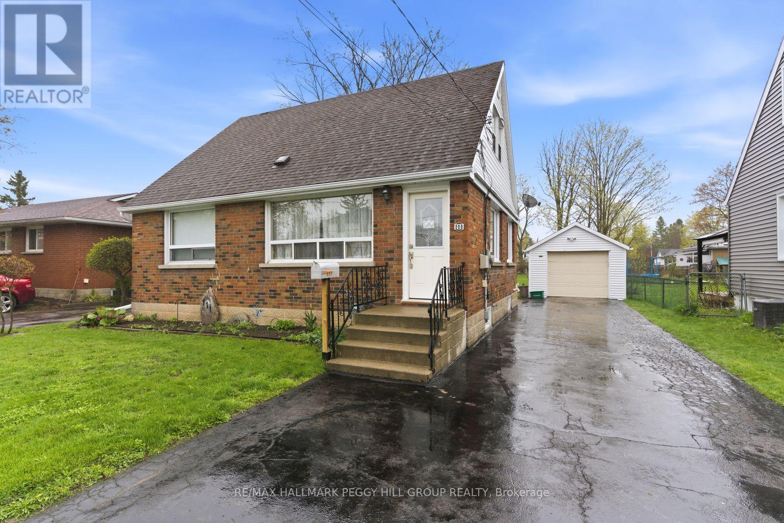 111 ELGIN STREET, kawartha lakes (lindsay), Ontario