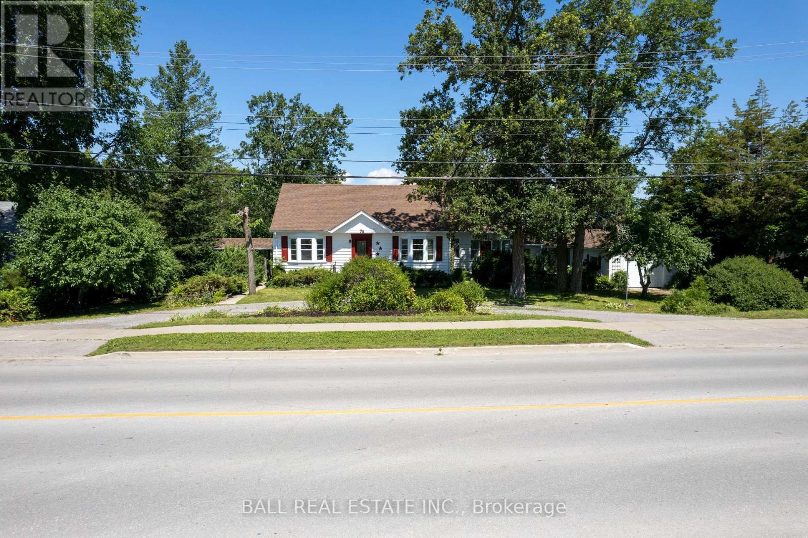 74 KING STREET, kawartha lakes (bobcaygeon), Ontario