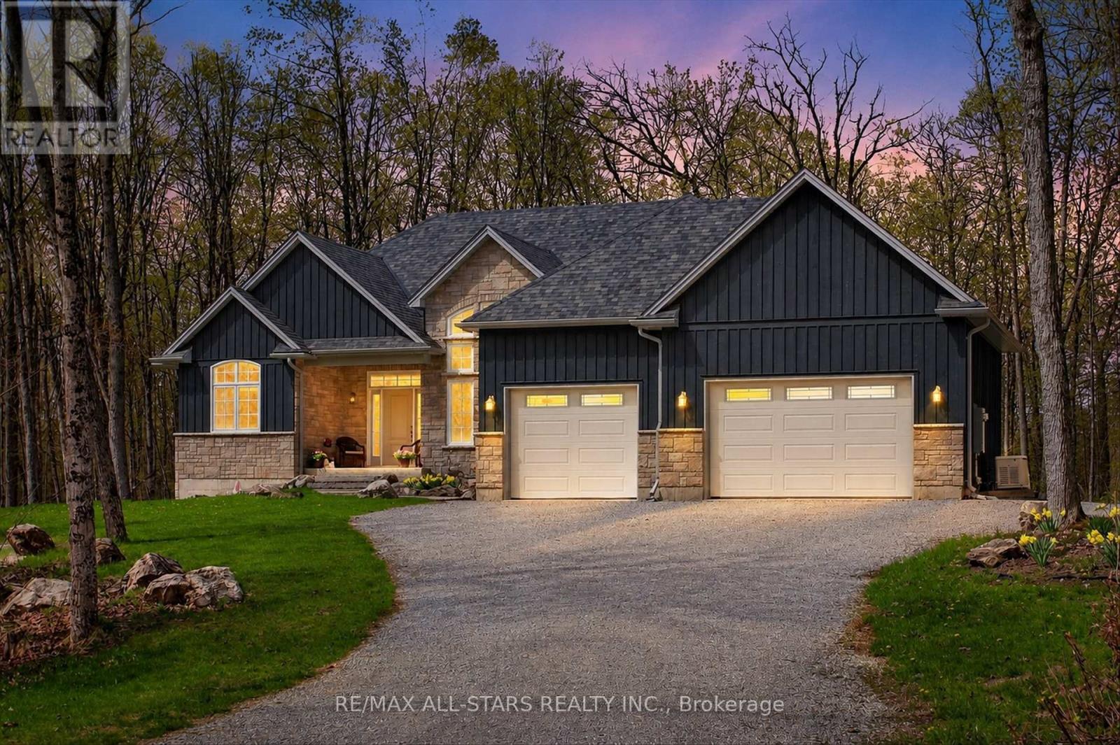 81 LAKELAND AVENUE, trent lakes, Ontario