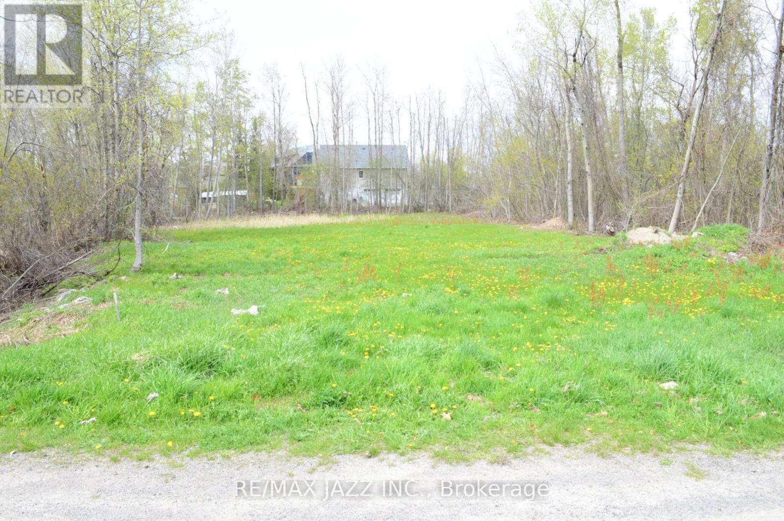 8 HELEN CRESCENT, kawartha lakes (mariposa), Ontario