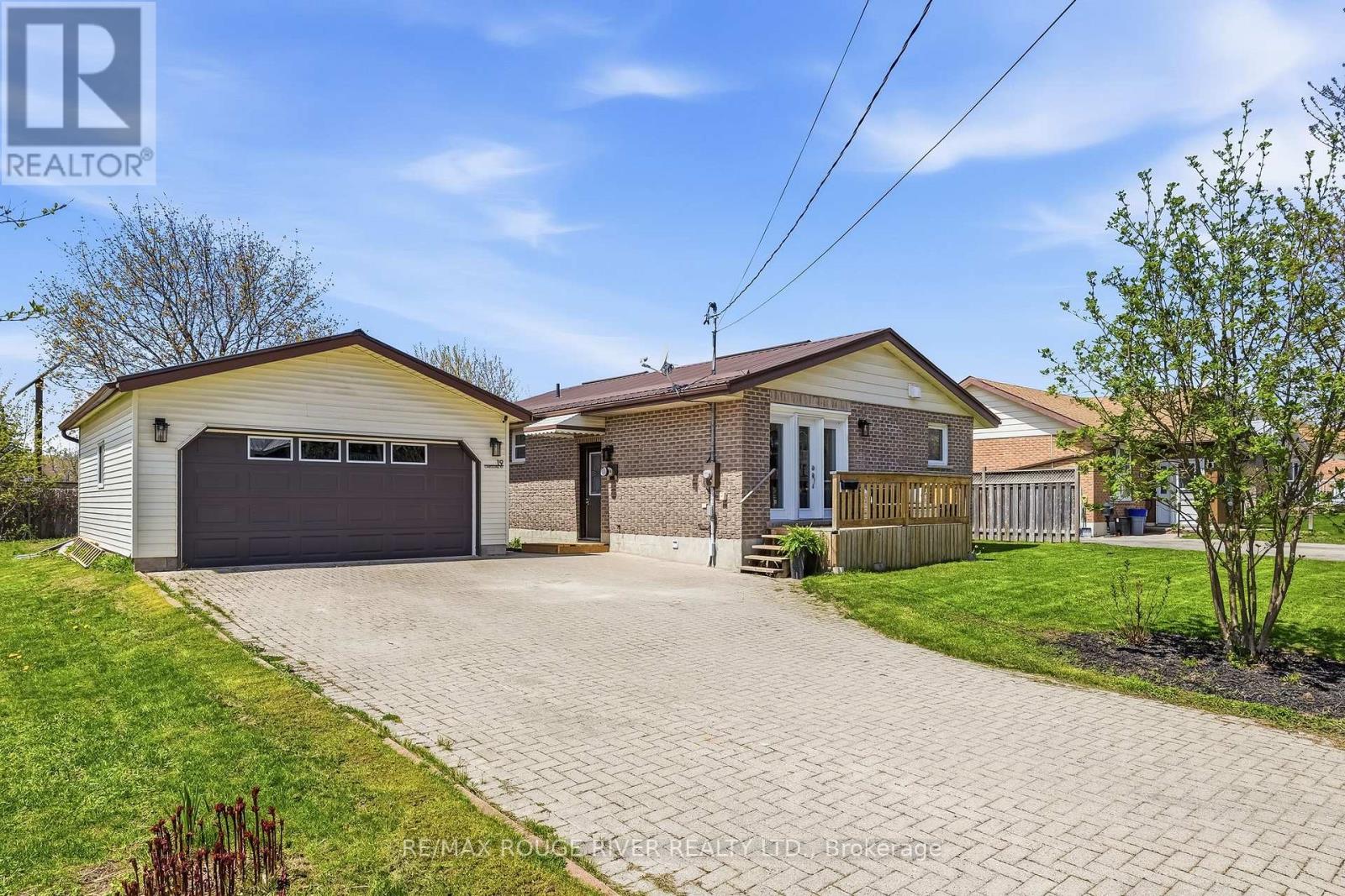 19 CAROLINE STREET, kawartha lakes (lindsay), Ontario