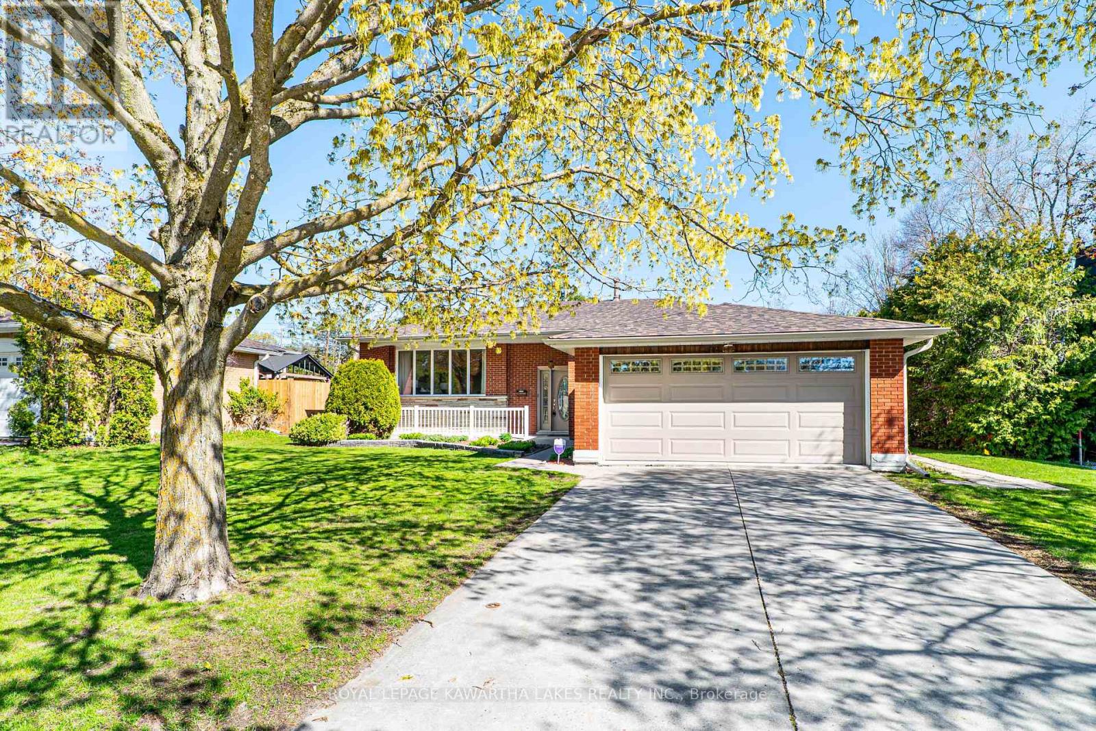 52 SANDERLING CRESCENT, kawartha lakes (lindsay), Ontario
