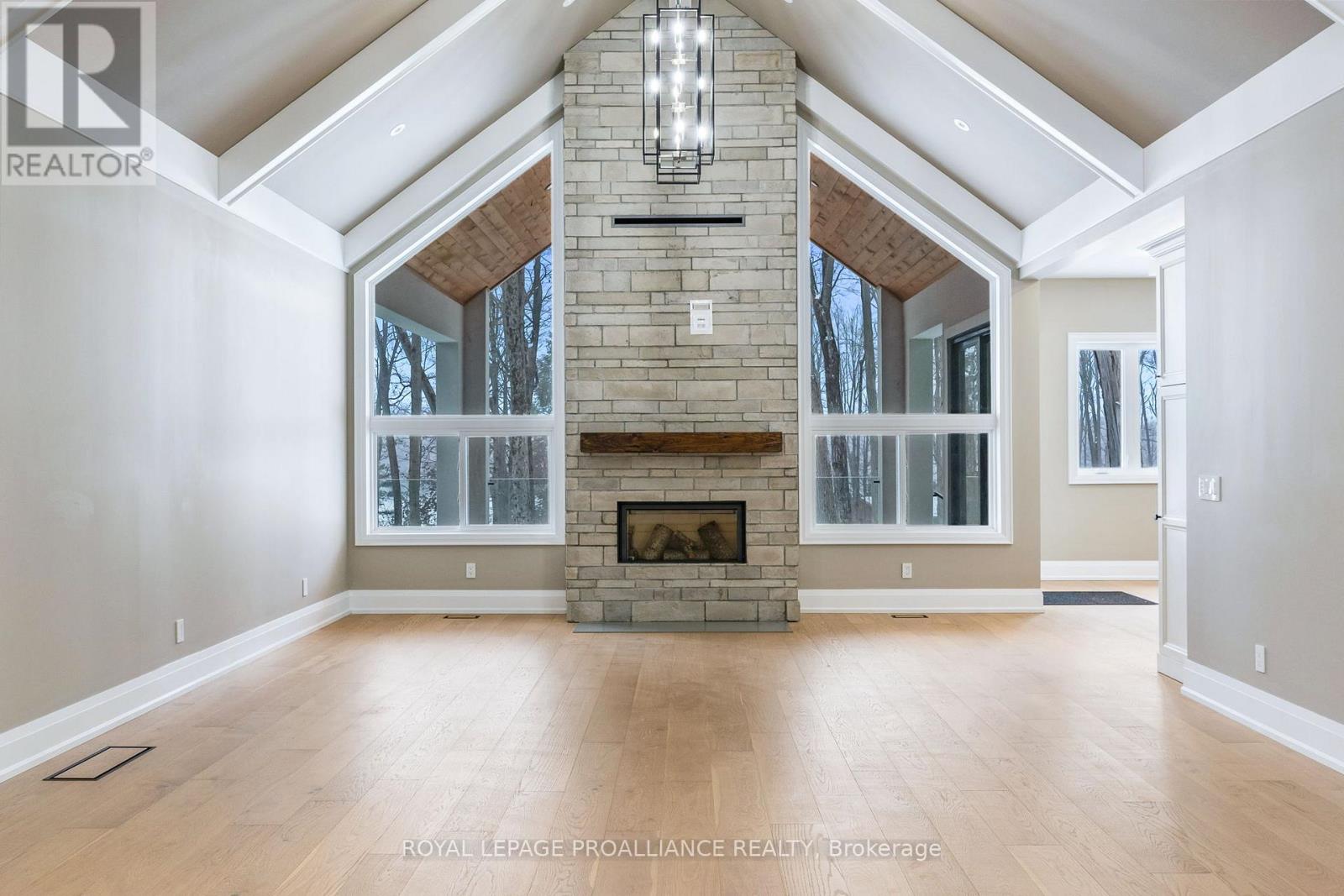 160 SUMCOT DRIVE, trent lakes, Ontario