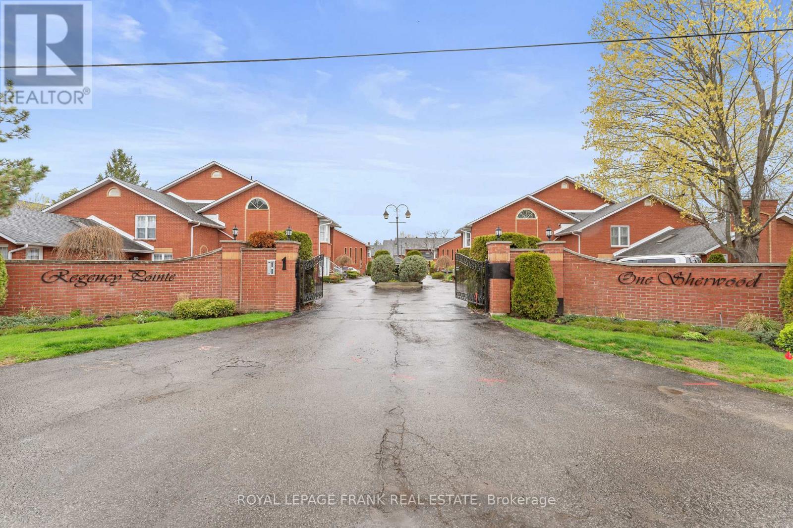 403 - 1 SHERWOOD STREET, kawartha lakes (bobcaygeon), Ontario
