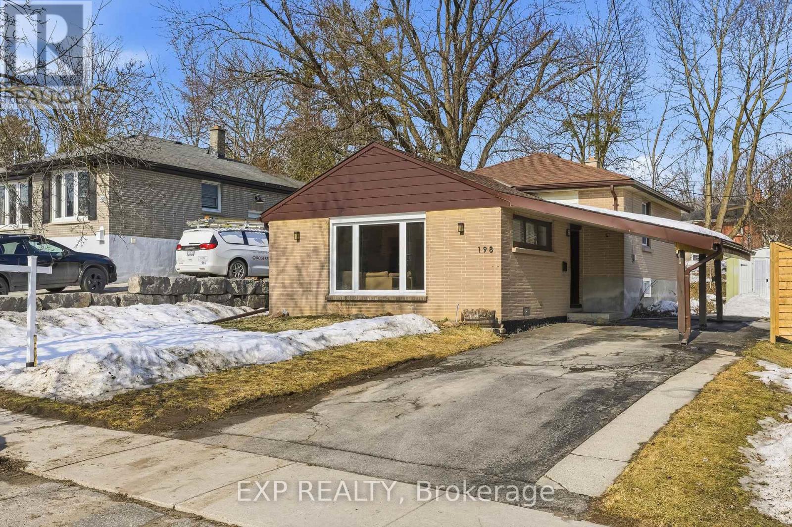 198 SHELBOURNE STREET, peterborough (northcrest ward 5), Ontario