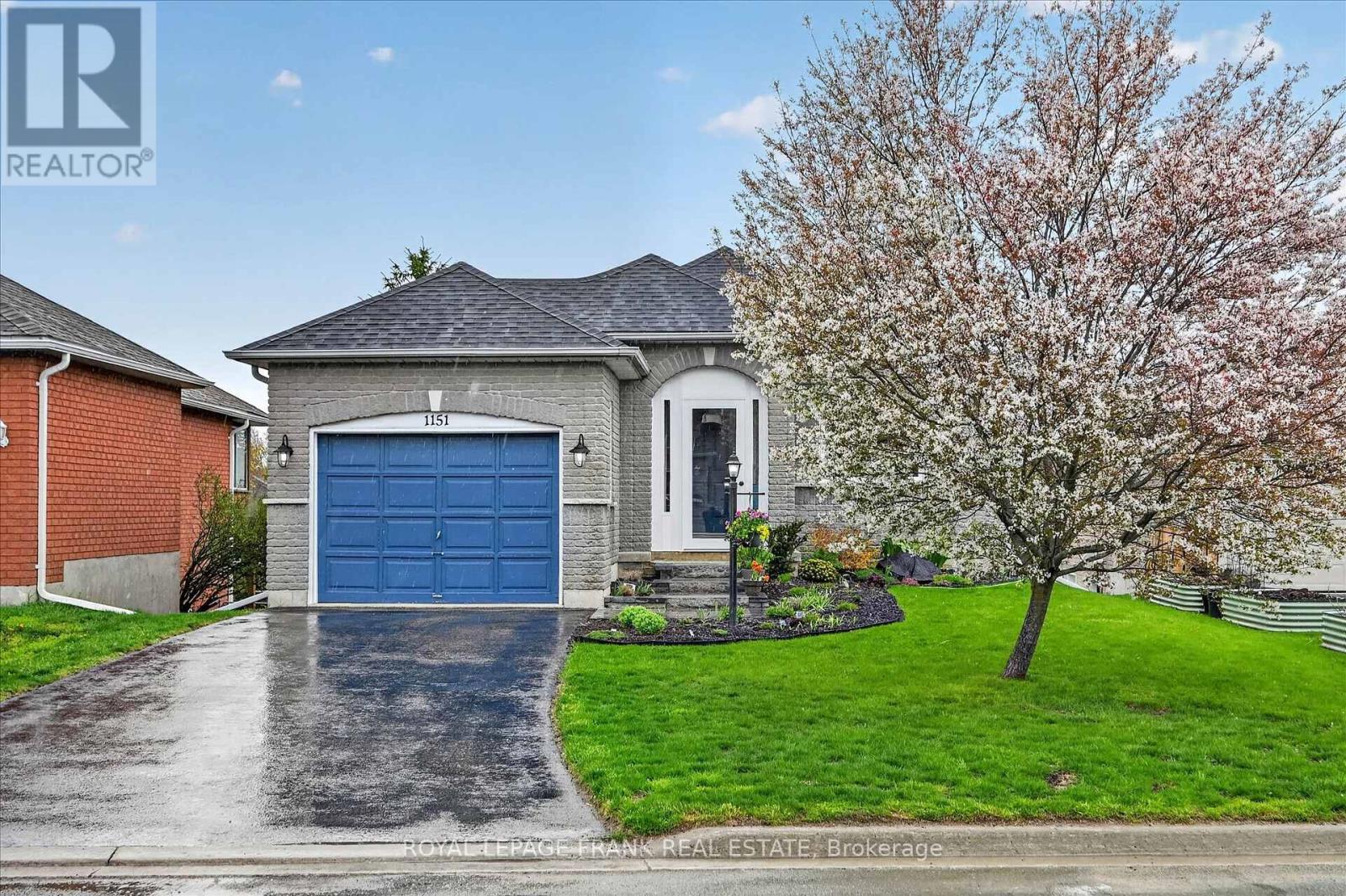1151 BAKER STREET, peterborough (northcrest ward 5), Ontario
