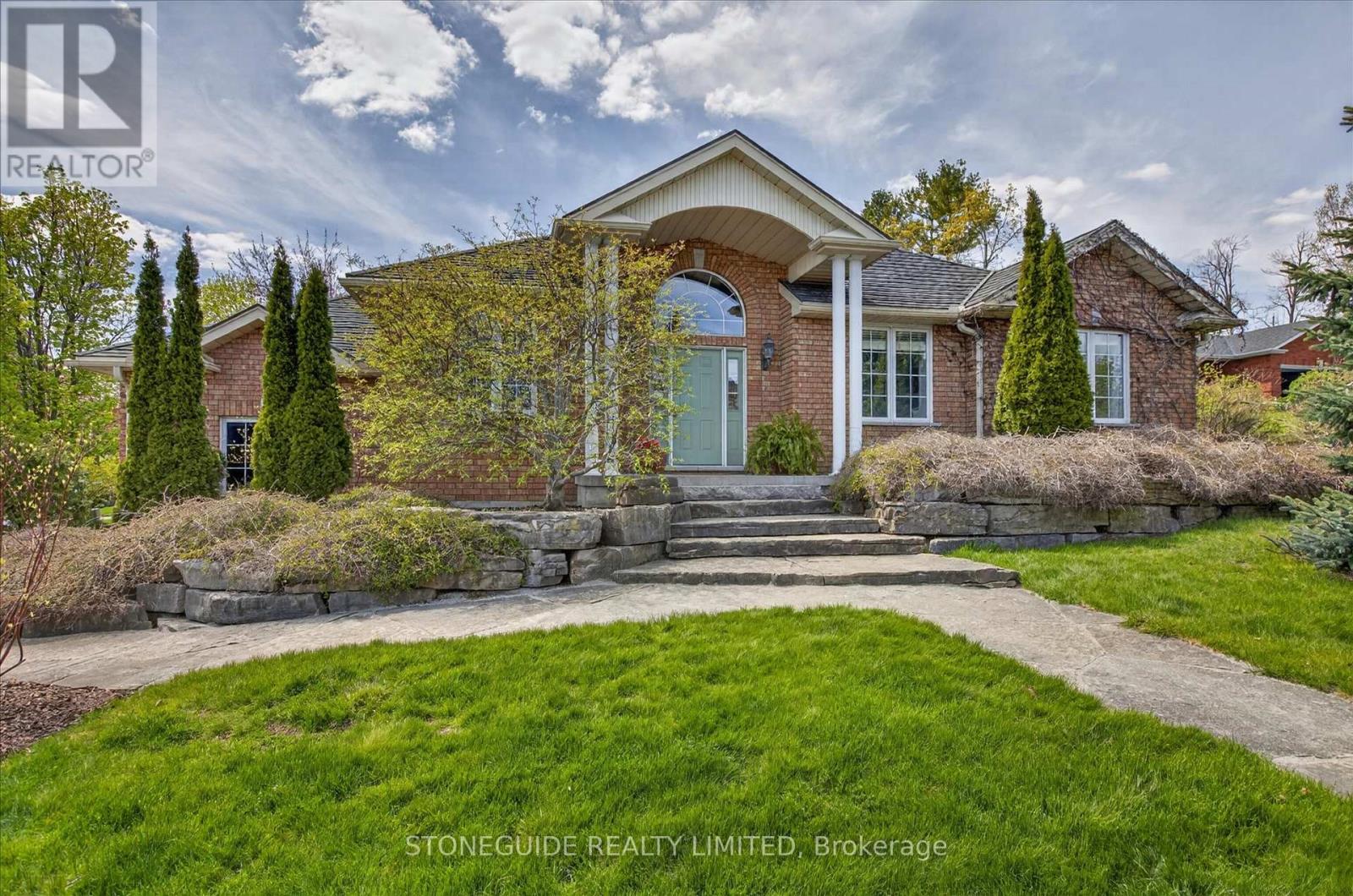 1580 COLLEGE PARK DRIVE, peterborough (otonabee ward 1), Ontario
