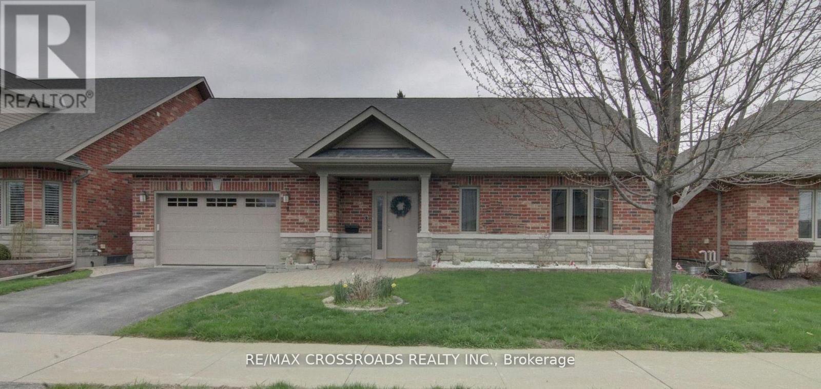 8 GREEN ARBOUR WAY, kawartha lakes (lindsay), Ontario