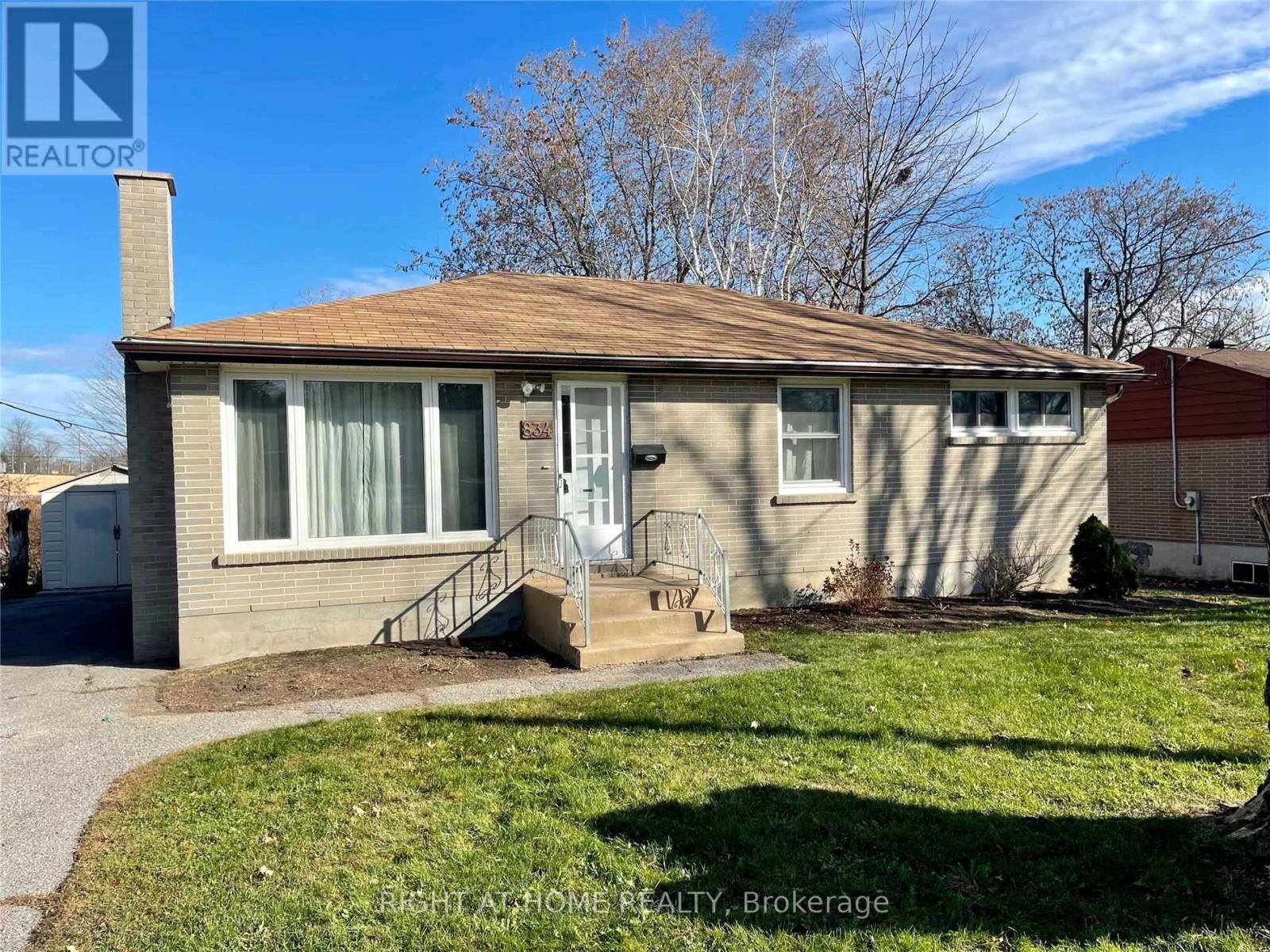 834 DOWNIE STREET, peterborough (northcrest ward 5), Ontario