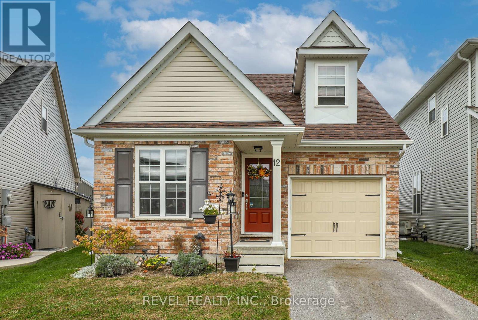 12 BLUEBERRY LANE, kawartha lakes (lindsay), Ontario
