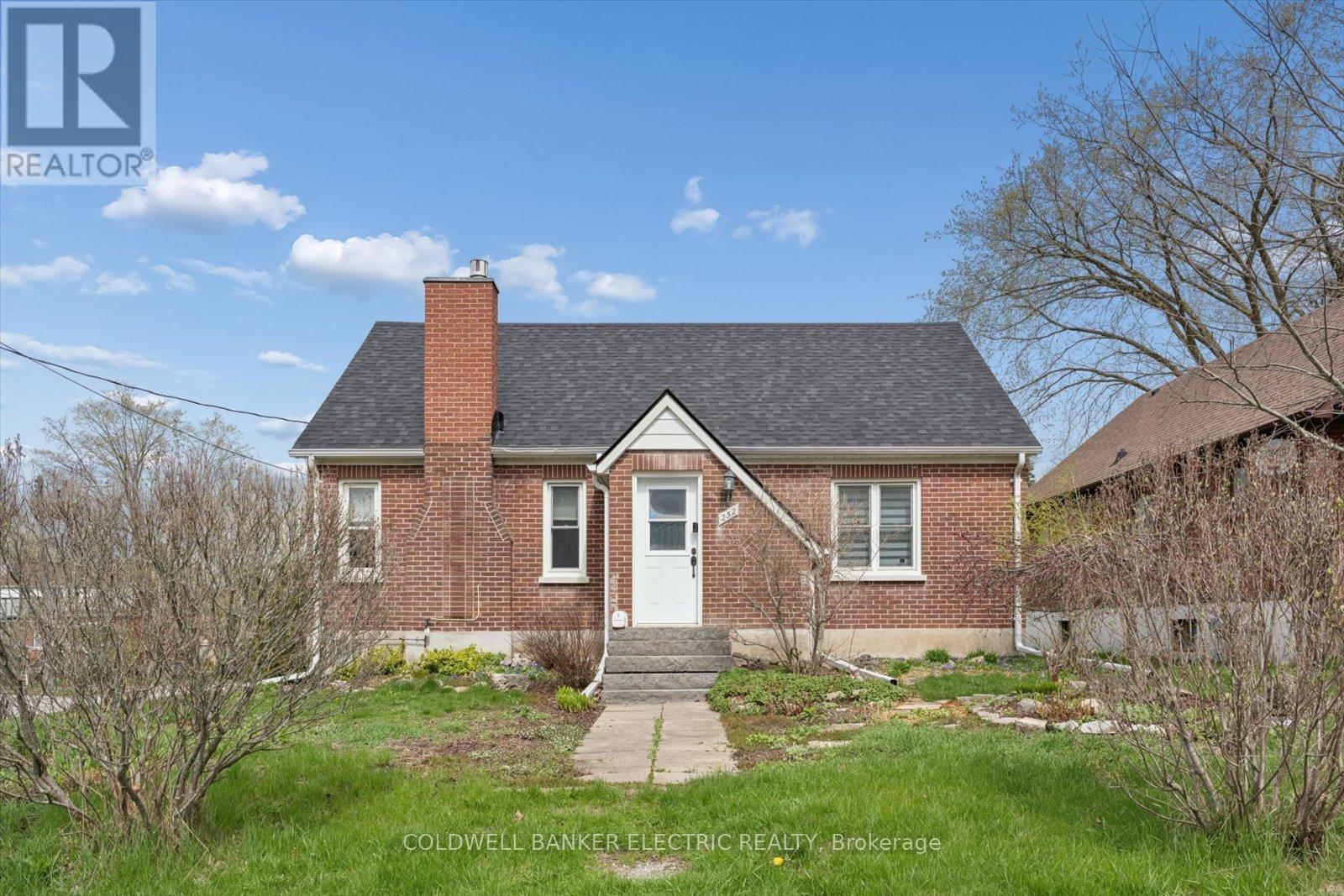 252 ABERDEEN AVENUE, peterborough (northcrest ward 5), Ontario