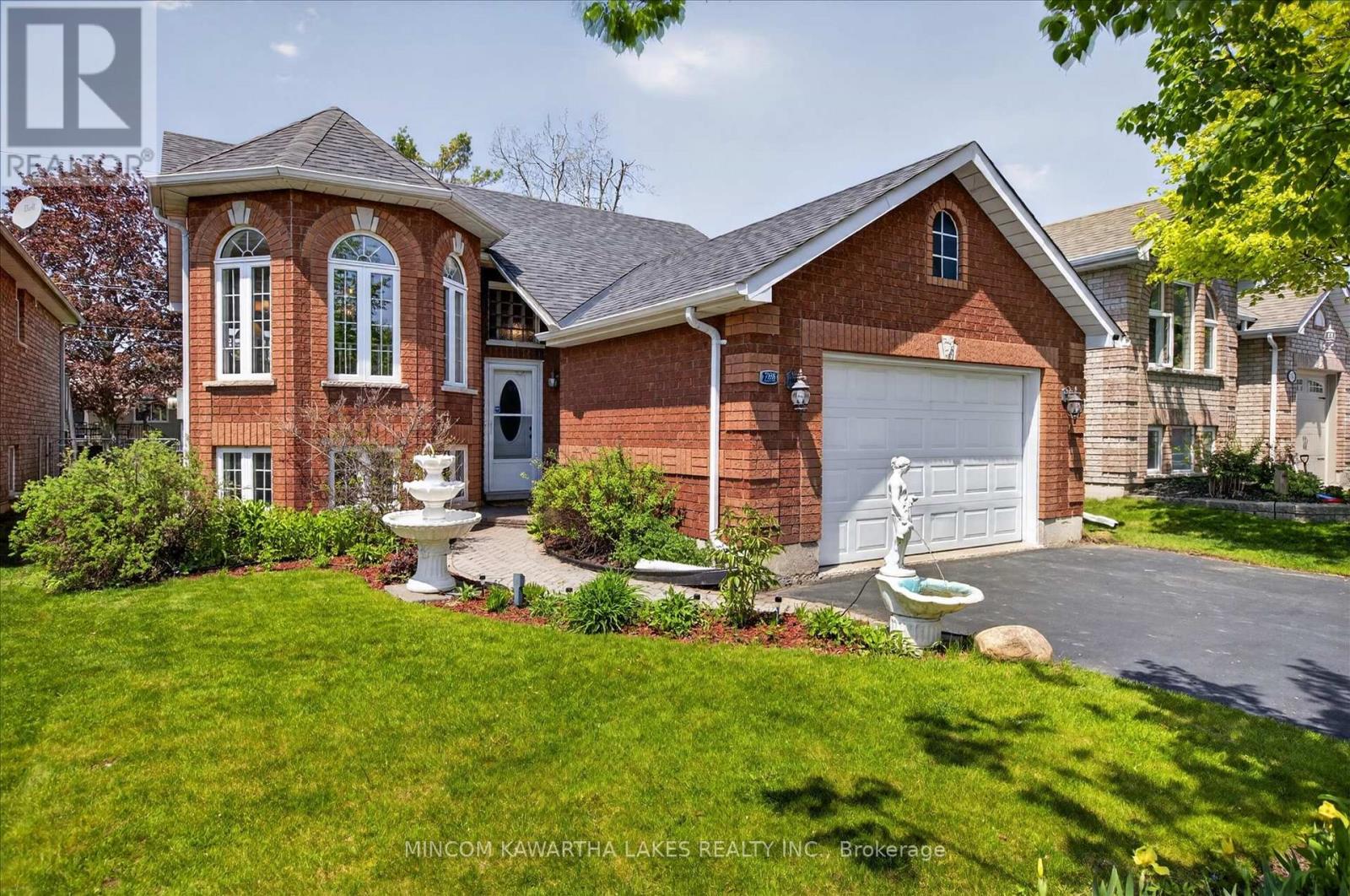 788 HEMLOCK STREET, peterborough (northcrest ward 5), Ontario