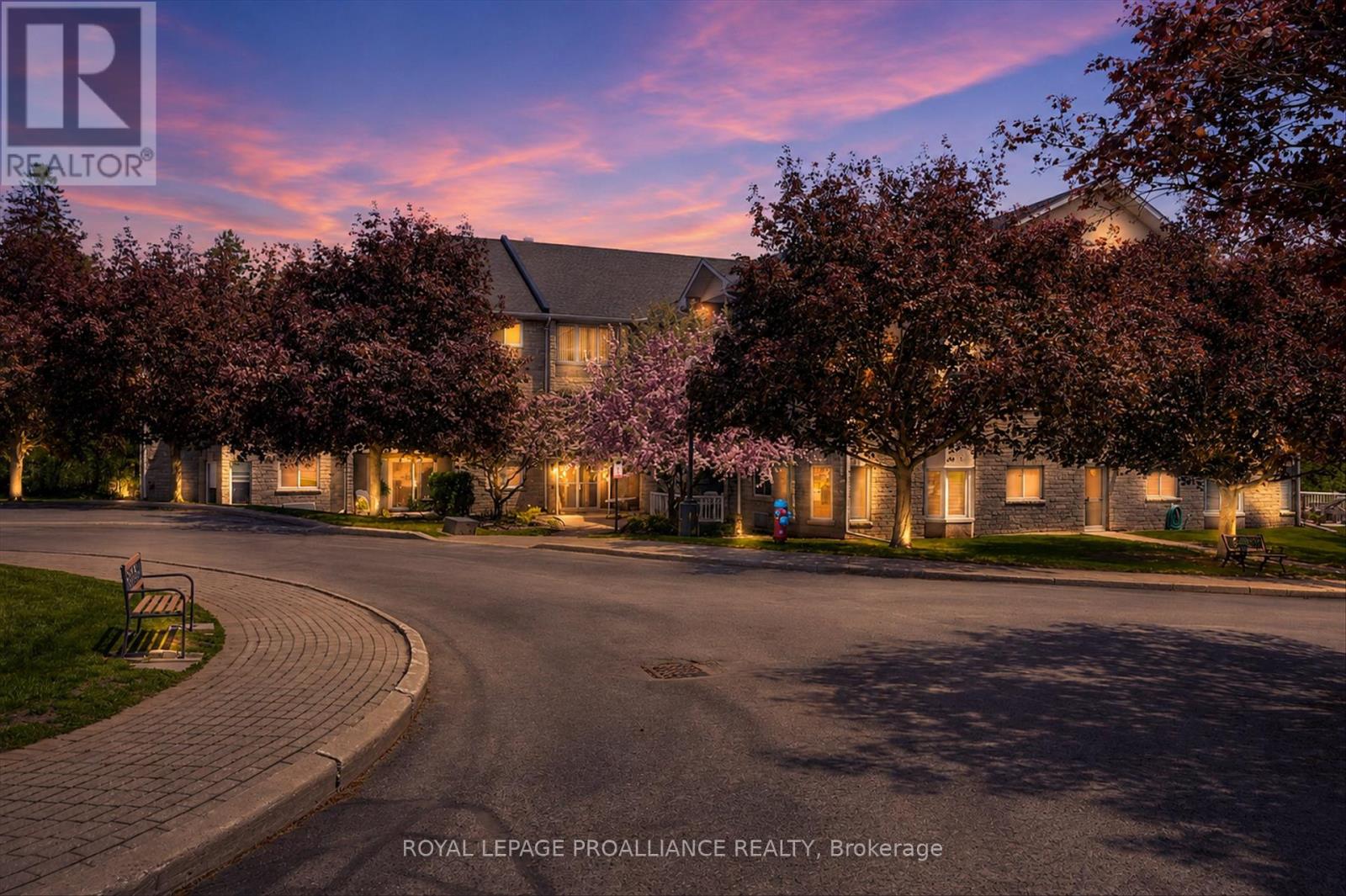 312A - 1099 CLONSILLA AVENUE, peterborough (otonabee ward 1), Ontario