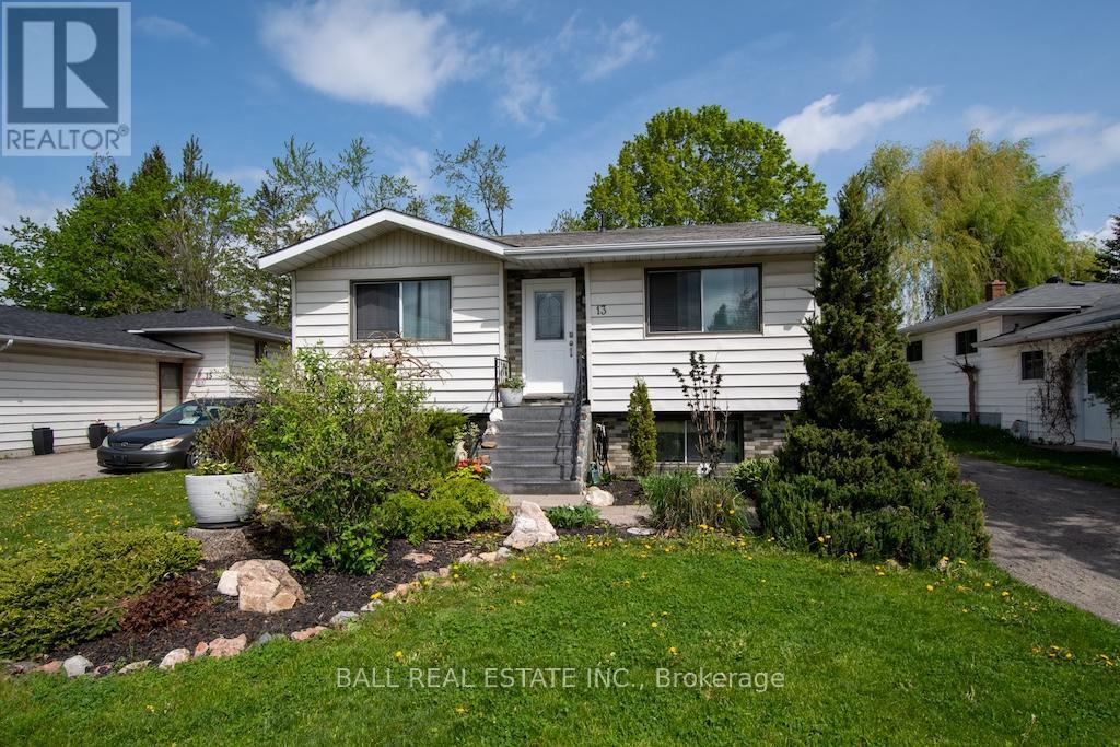 13 COYLE CRESCENT, selwyn, Ontario