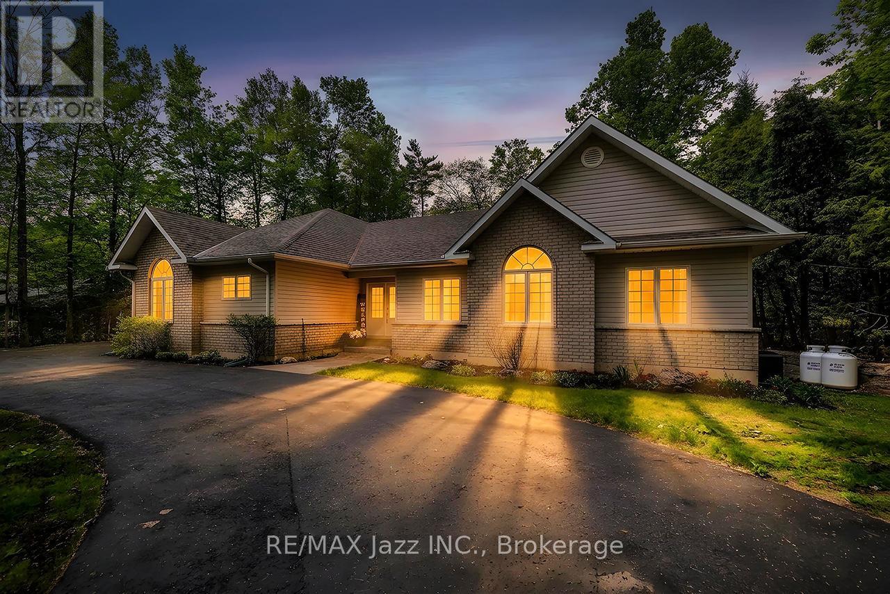 72 SUMCOT DRIVE, trent lakes, Ontario