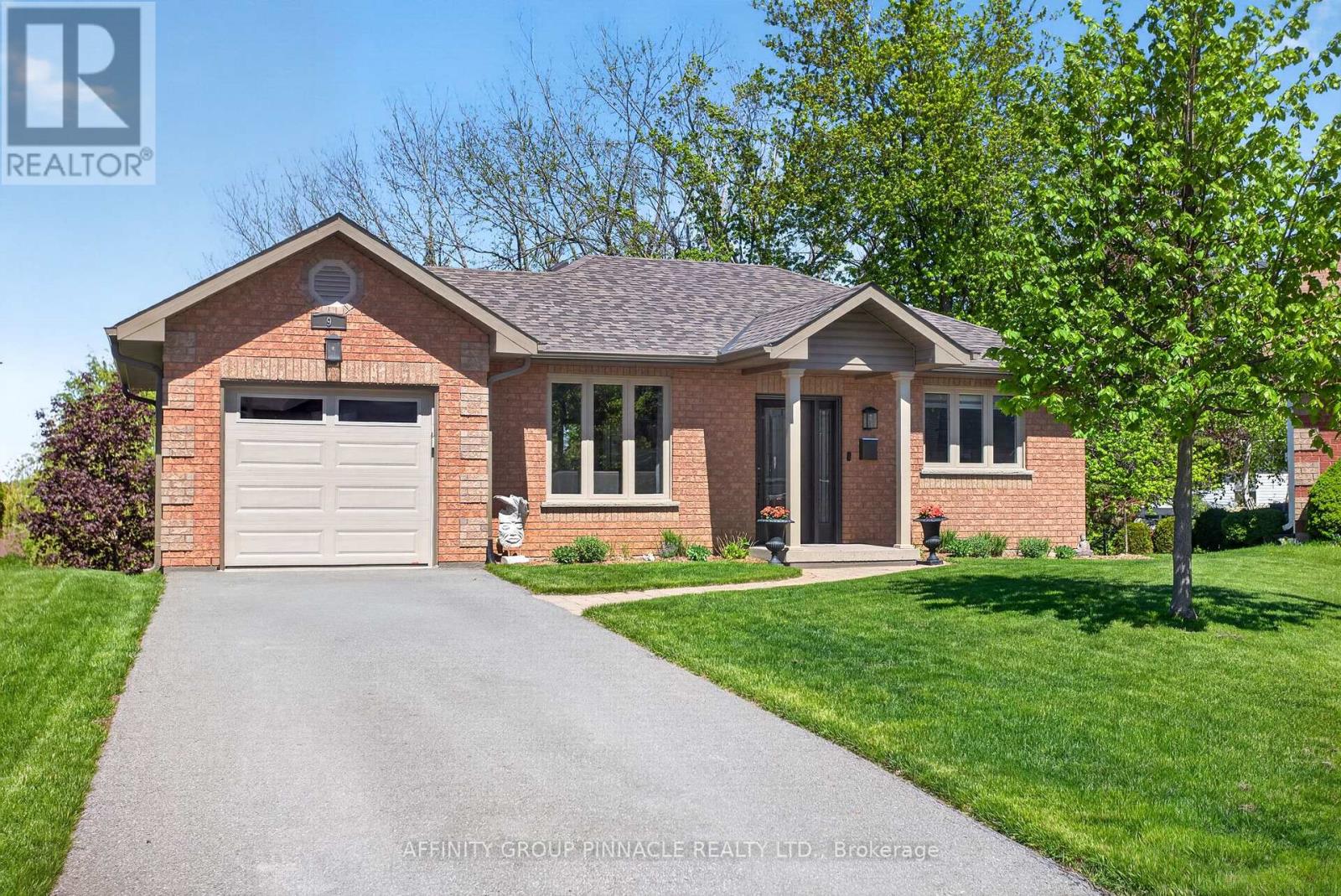 9 O'CONNELL COURT, kawartha lakes (lindsay), Ontario