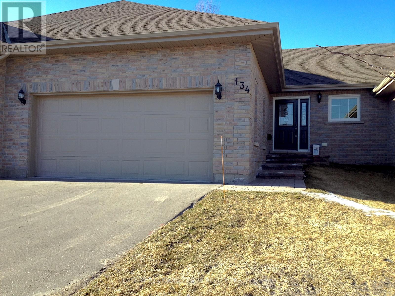 134 - 301 CARNEGIE AVENUE, peterborough (northcrest ward 5), Ontario