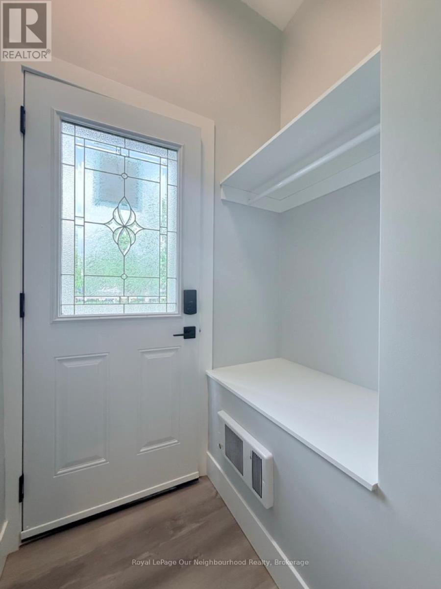 LOWER - 1382 LEIGHTON ROAD, peterborough (northcrest ward 5), Ontario