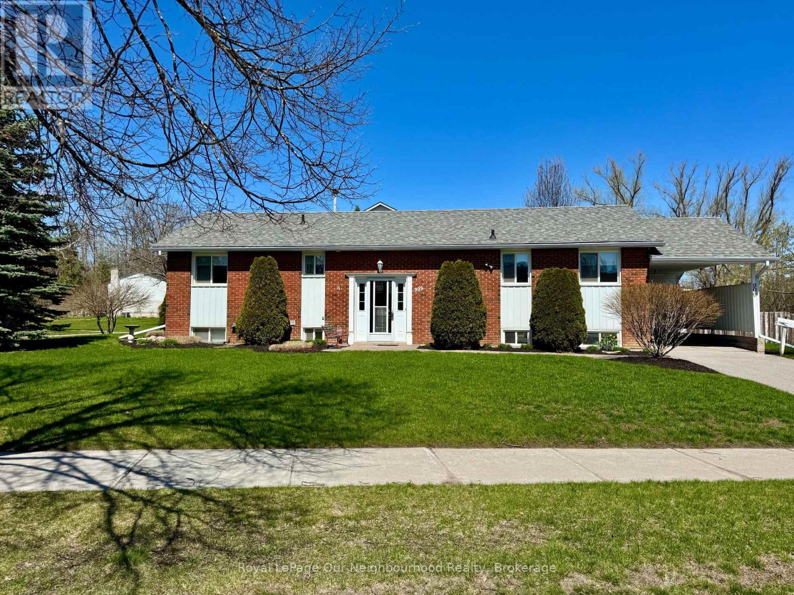 909 WHITEFIELD DRIVE, peterborough (otonabee ward 1), Ontario