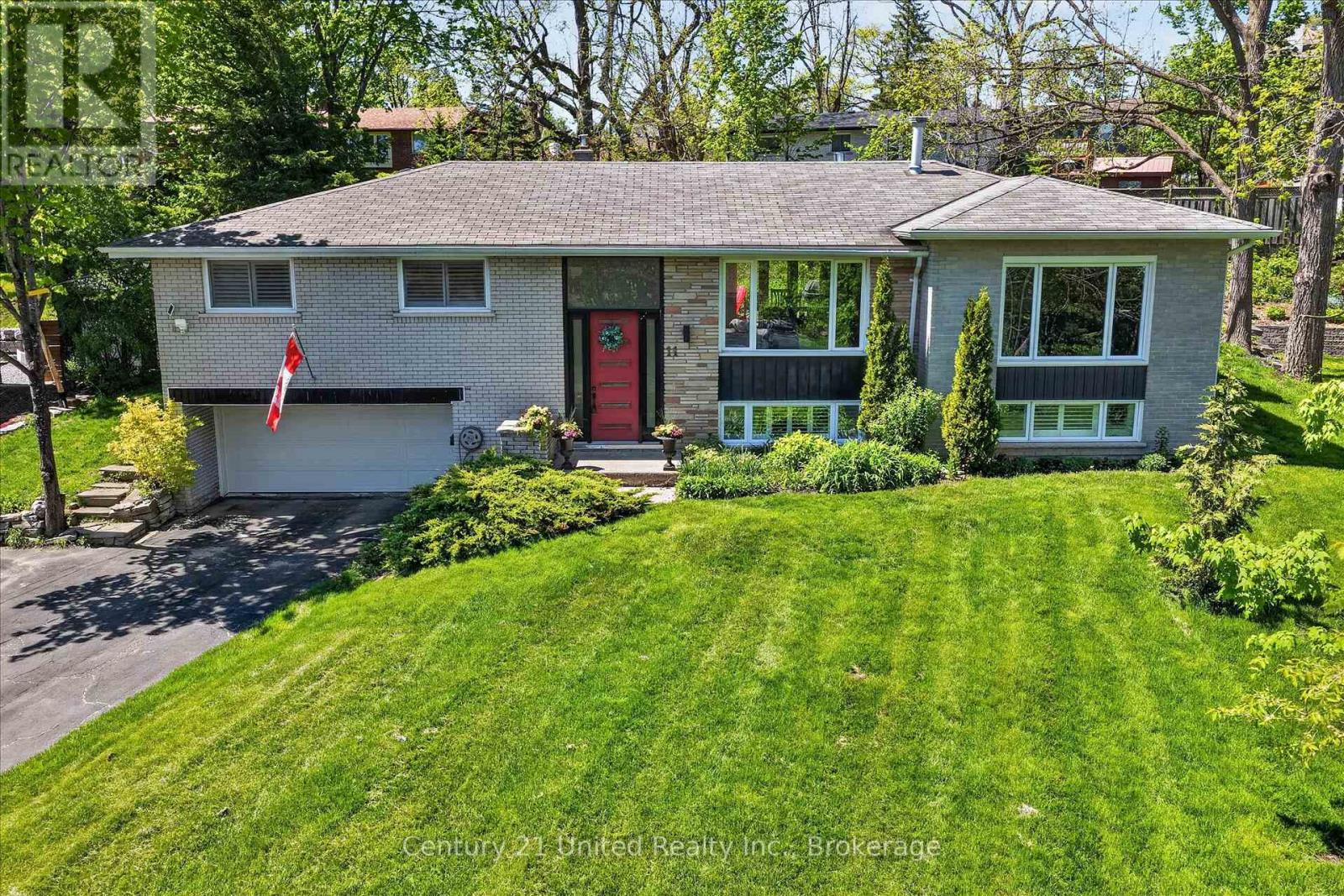 11 CRESTWOOD AVENUE, peterborough (monaghan ward 2), Ontario