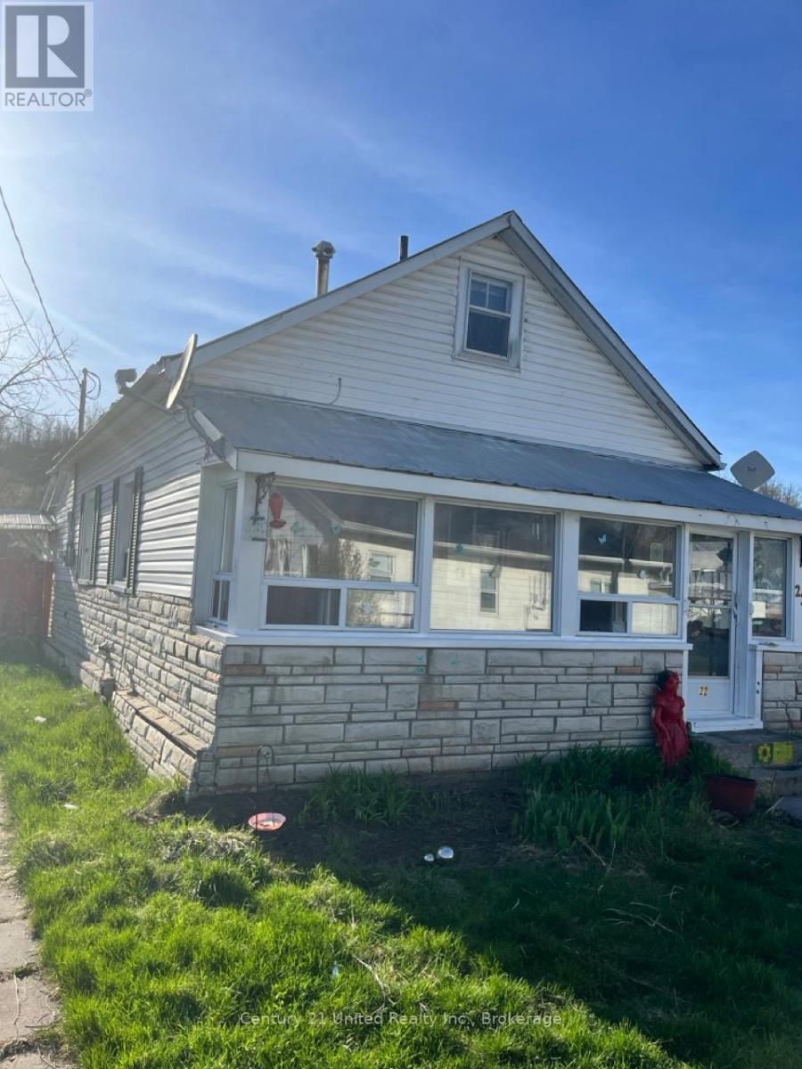 22 CHURCHILL DRIVE, trent hills (campbellford), Ontario