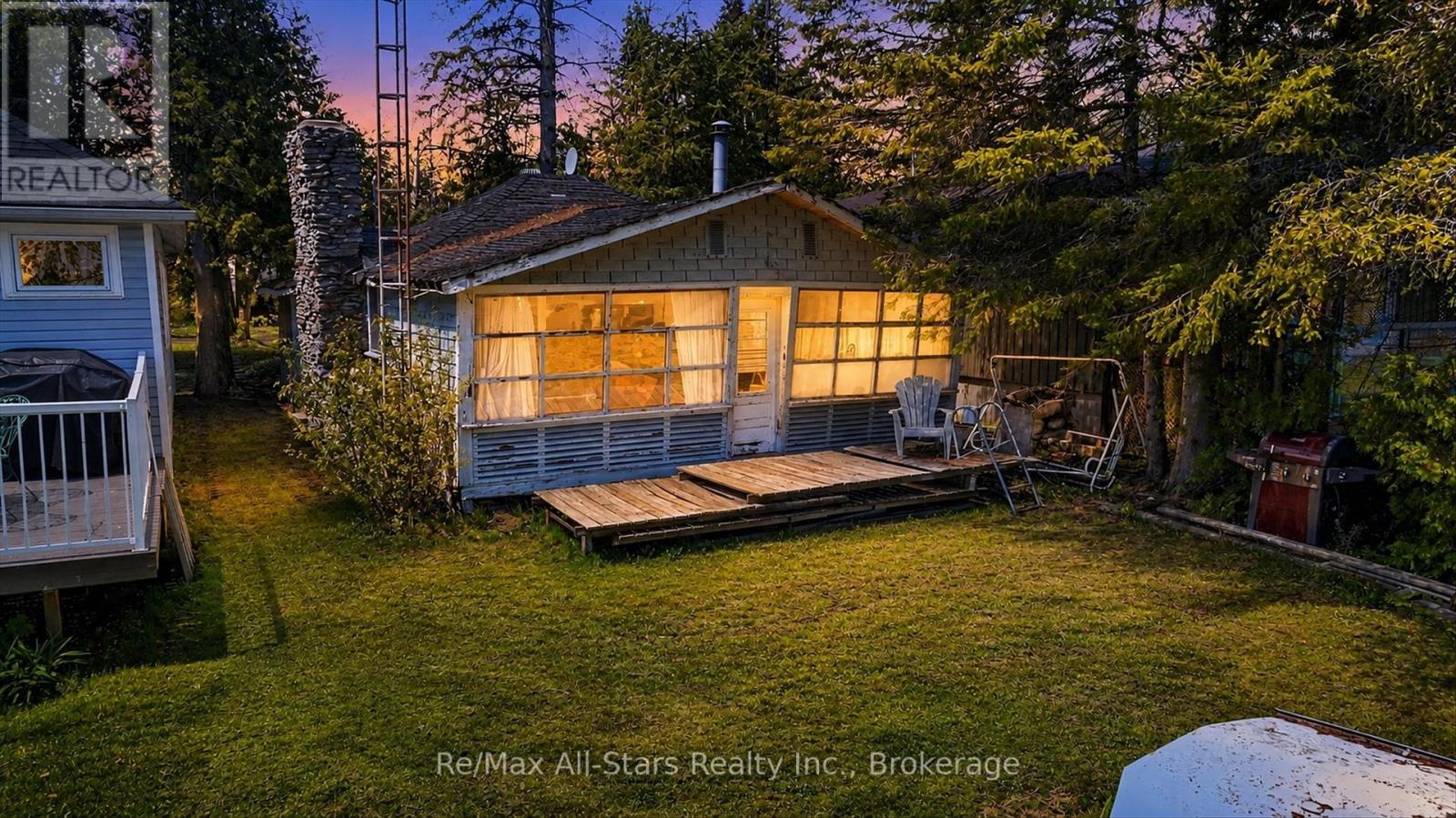 26 LAKE STREET, kawartha lakes (bexley), Ontario